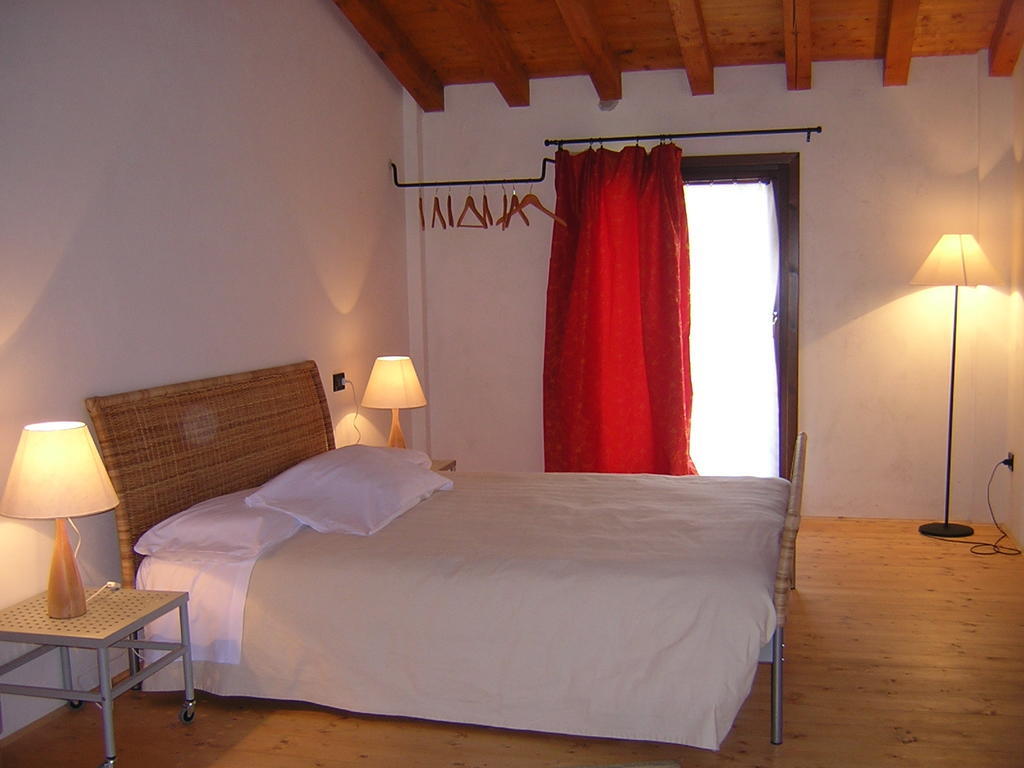 Agriturismo Trebisonda Country Resort Monzambano Ruang foto
